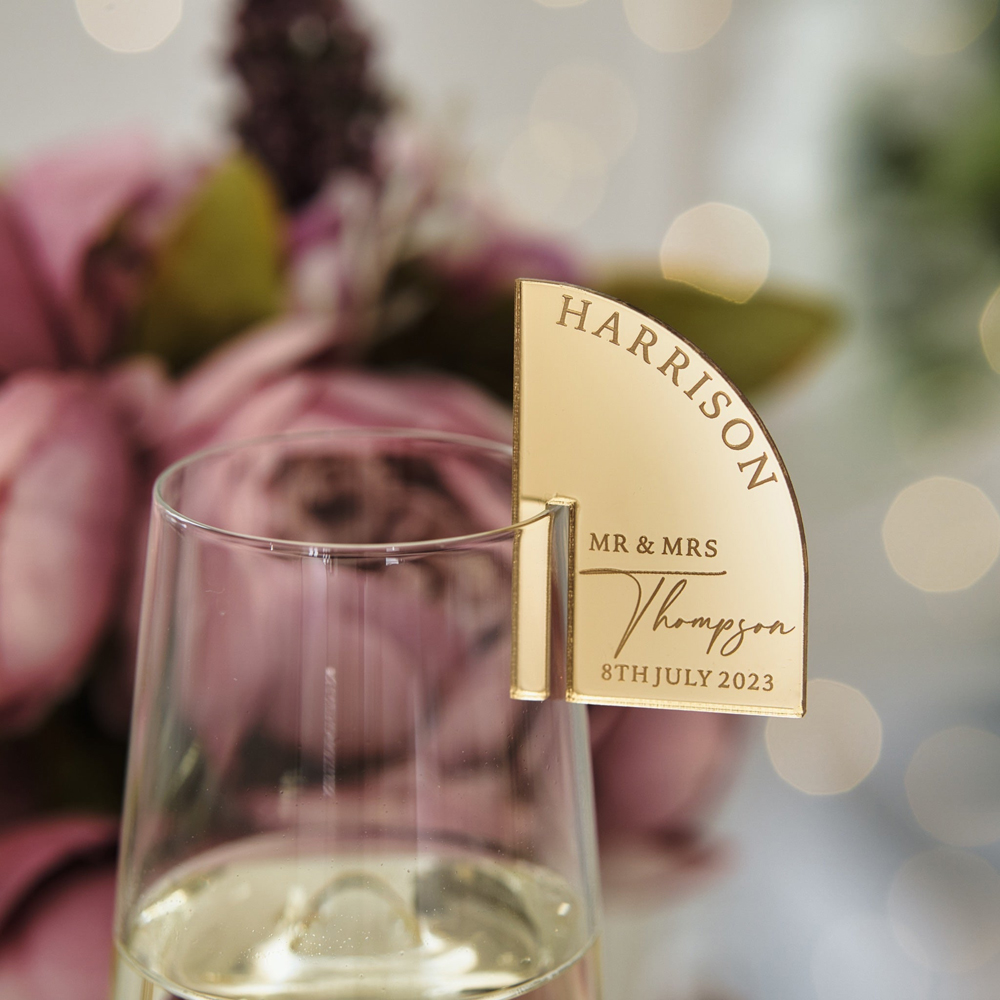 10/30/50 個パーソナライズされたアクリル結婚式の名前 - Cocktail Recipe Book のレビューと価格