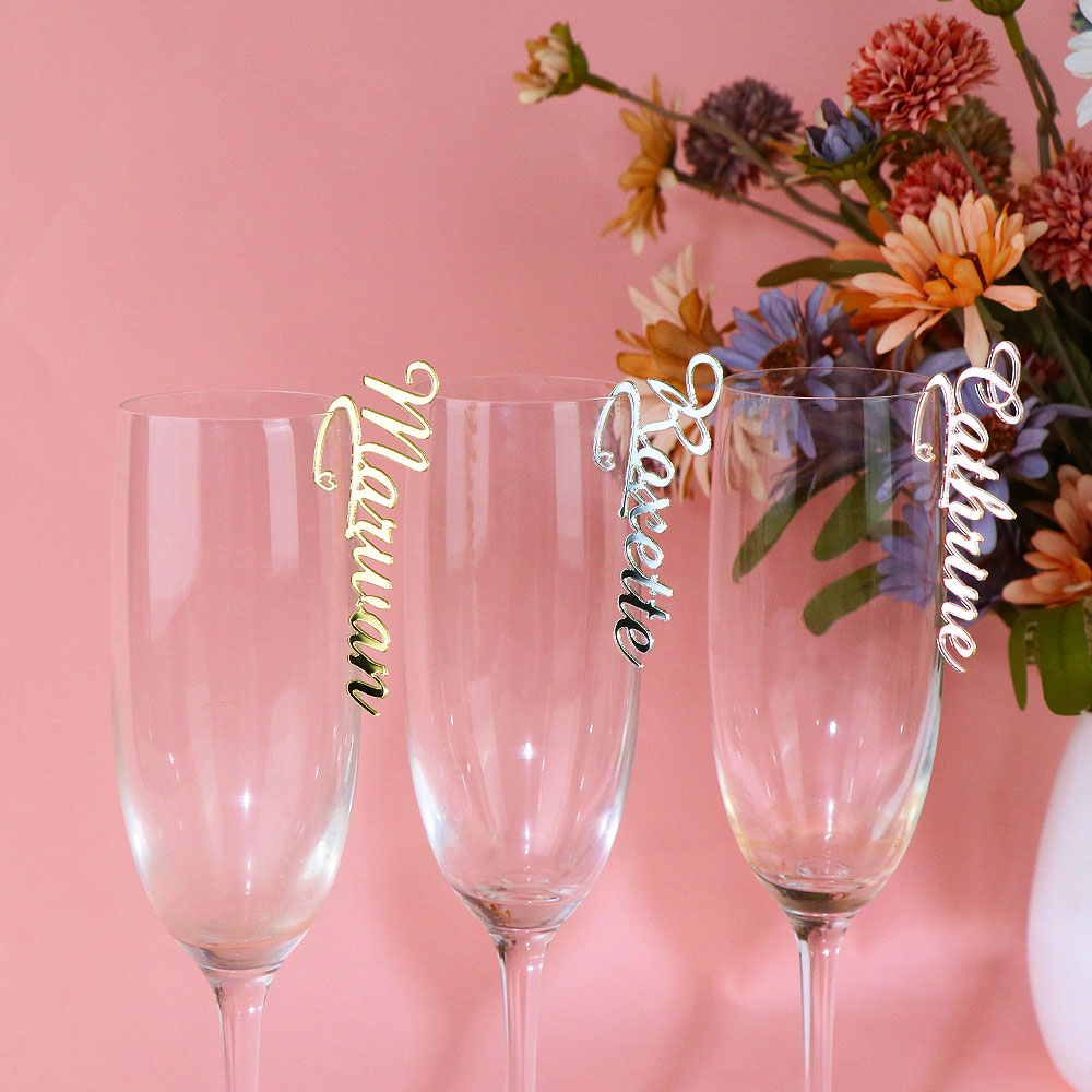 パーソナライズされた場所名カード結婚式のドリンク名札ガラスメ - Cocktail Recipe Book のレビューと価格
